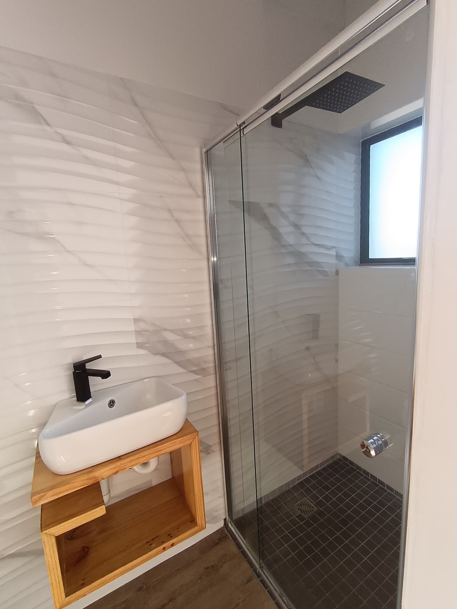 To Let 2 Bedroom Property for Rent in Fisherhaven Western Cape